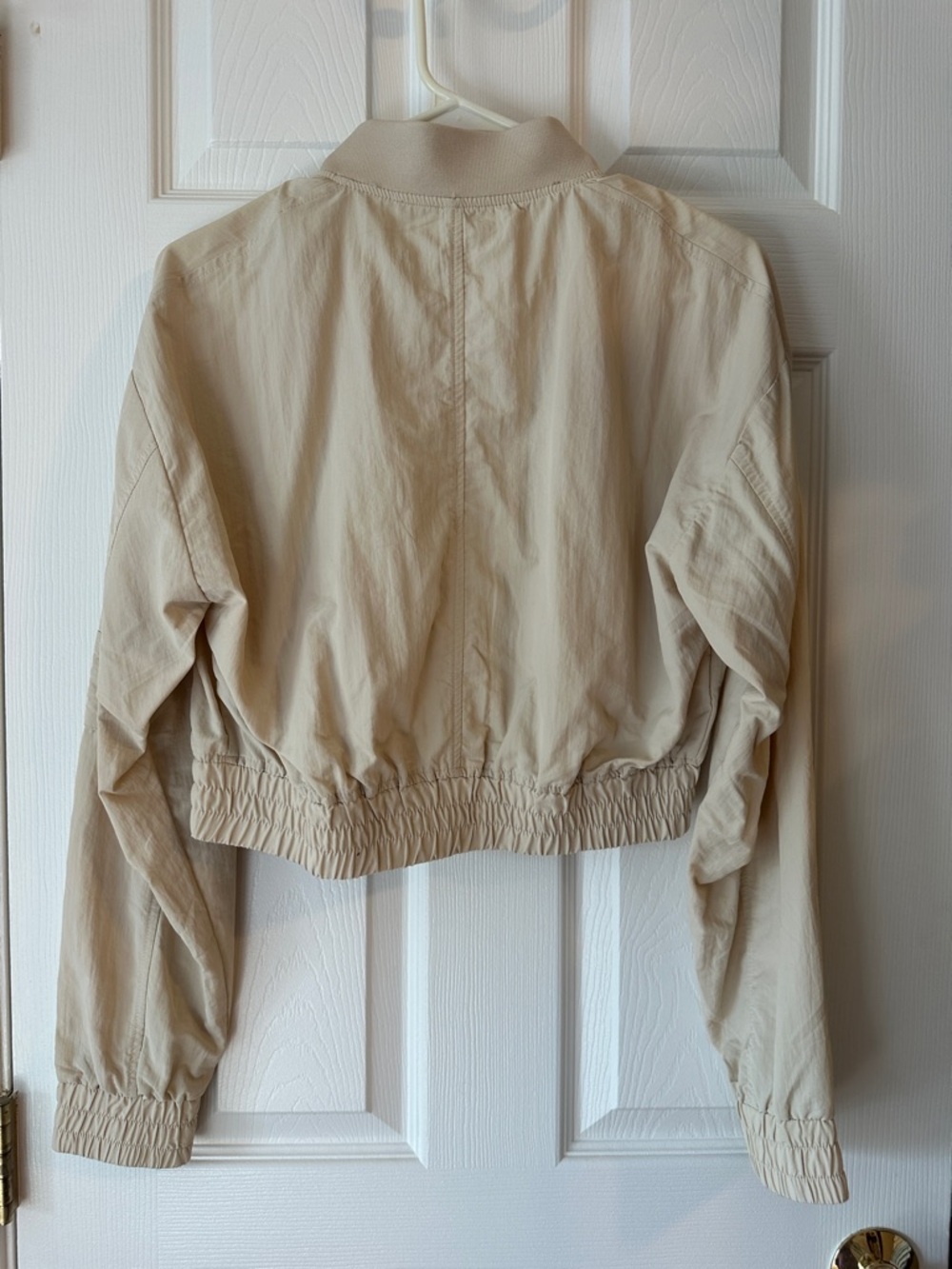Like New Mango Beige Cropped Bomber Jacket with Flap Pockets - Size Small - Picture 7 of 11